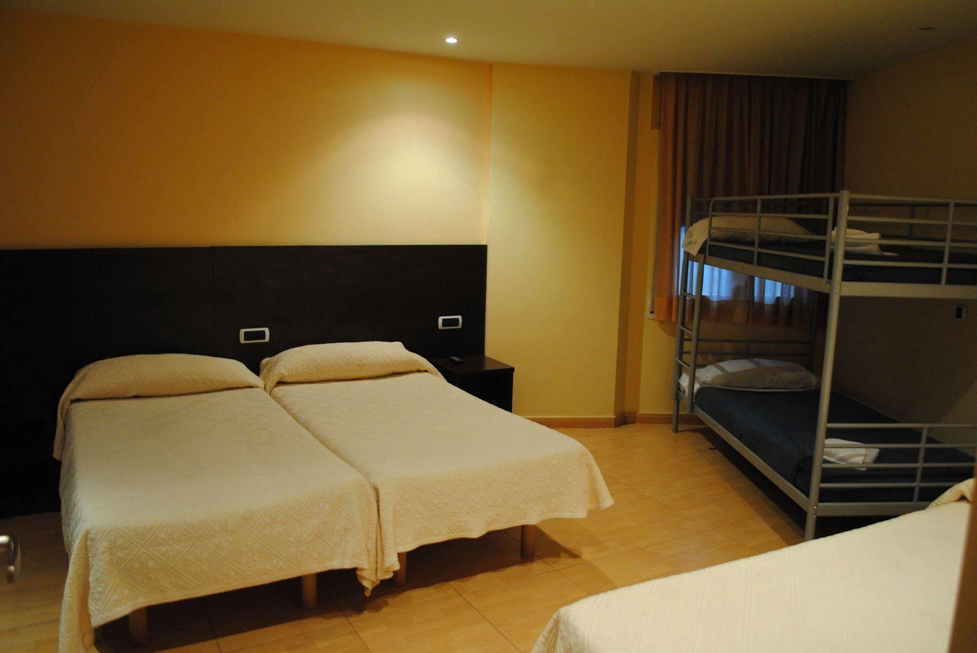 Hotel La Mola Ενκάμπ Εξωτερικό φωτογραφία